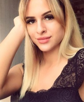 Оксана, 23 года, 3 размер груди